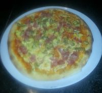 Pizza Nr.11 Tomaten K&auml;se Champignos Schinken